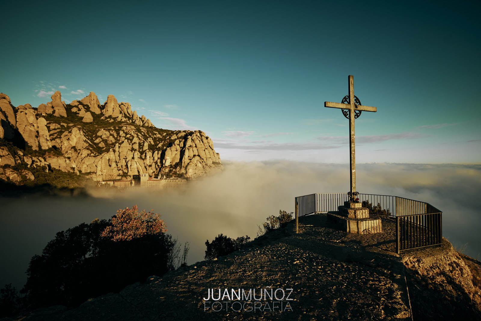 Montserrat, la montaña mágica, Juan Muñoz Fotografia